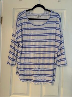 Cato White and Blue Striped 3/4 Sleeve Scoop Neck Top